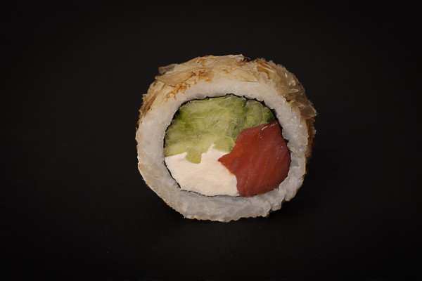 Uromak bonito z łososiem